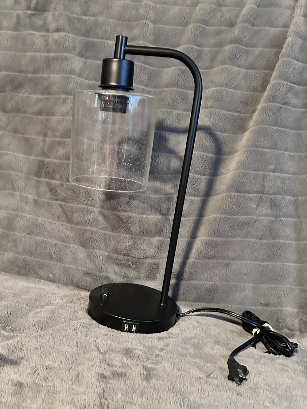 Home Accents Black Metal Desk Lamp with Clear Seeded Glass Shade